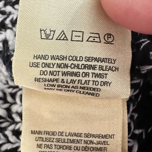 Anthropologie NWOT Akemi + Kin Black White Ombré Chunky Knit Cardigan - Picture 12 of 16